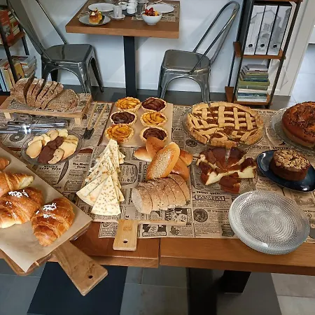 Bed & Breakfast Bb Letterario